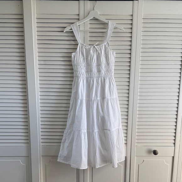 Aritzia Dresses & Skirts - Aritzia White Midi Dress